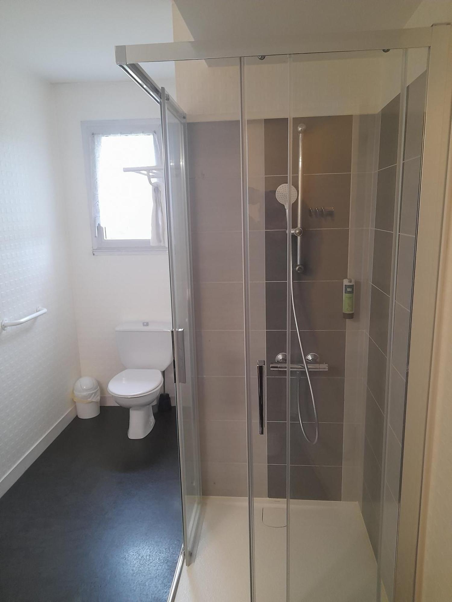 Logis Hotel Lodge La Valette セッソン・セヴィニエ エクステリア 写真
