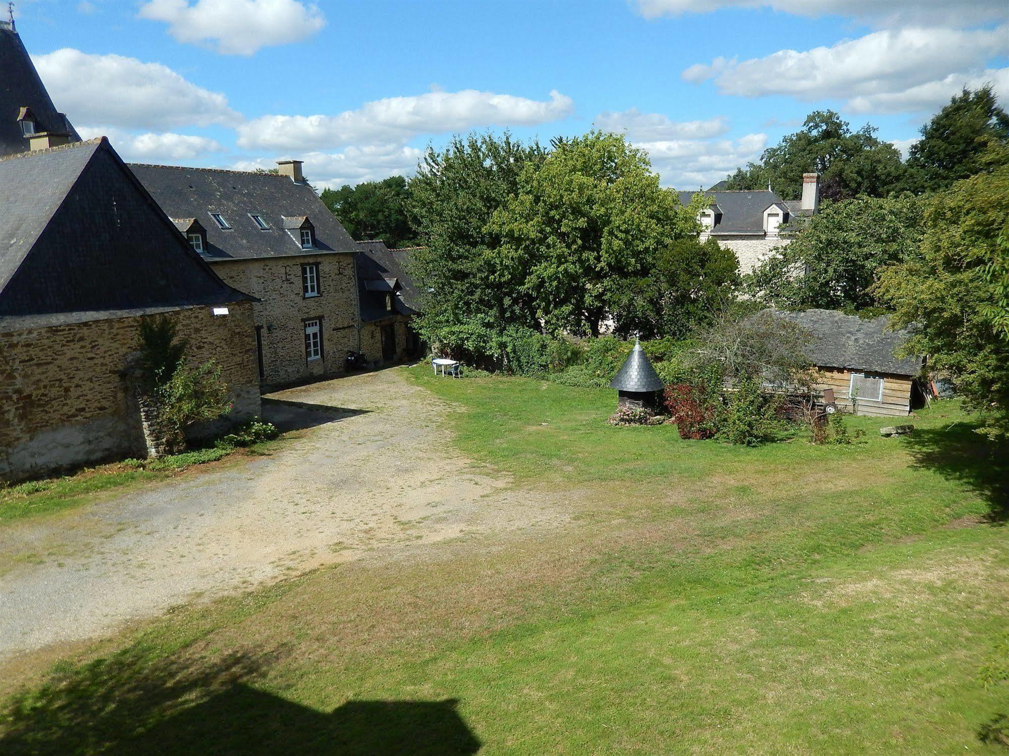 Logis Hotel Lodge La Valette セッソン・セヴィニエ エクステリア 写真
