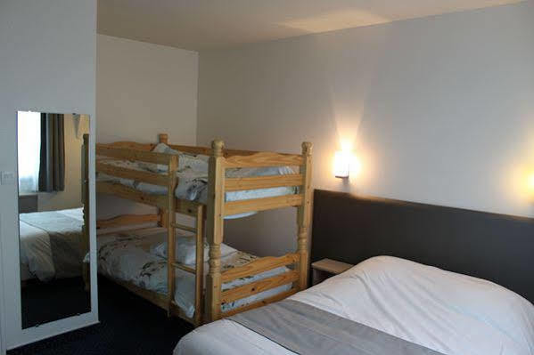 Logis Hotel Lodge La Valette セッソン・セヴィニエ エクステリア 写真