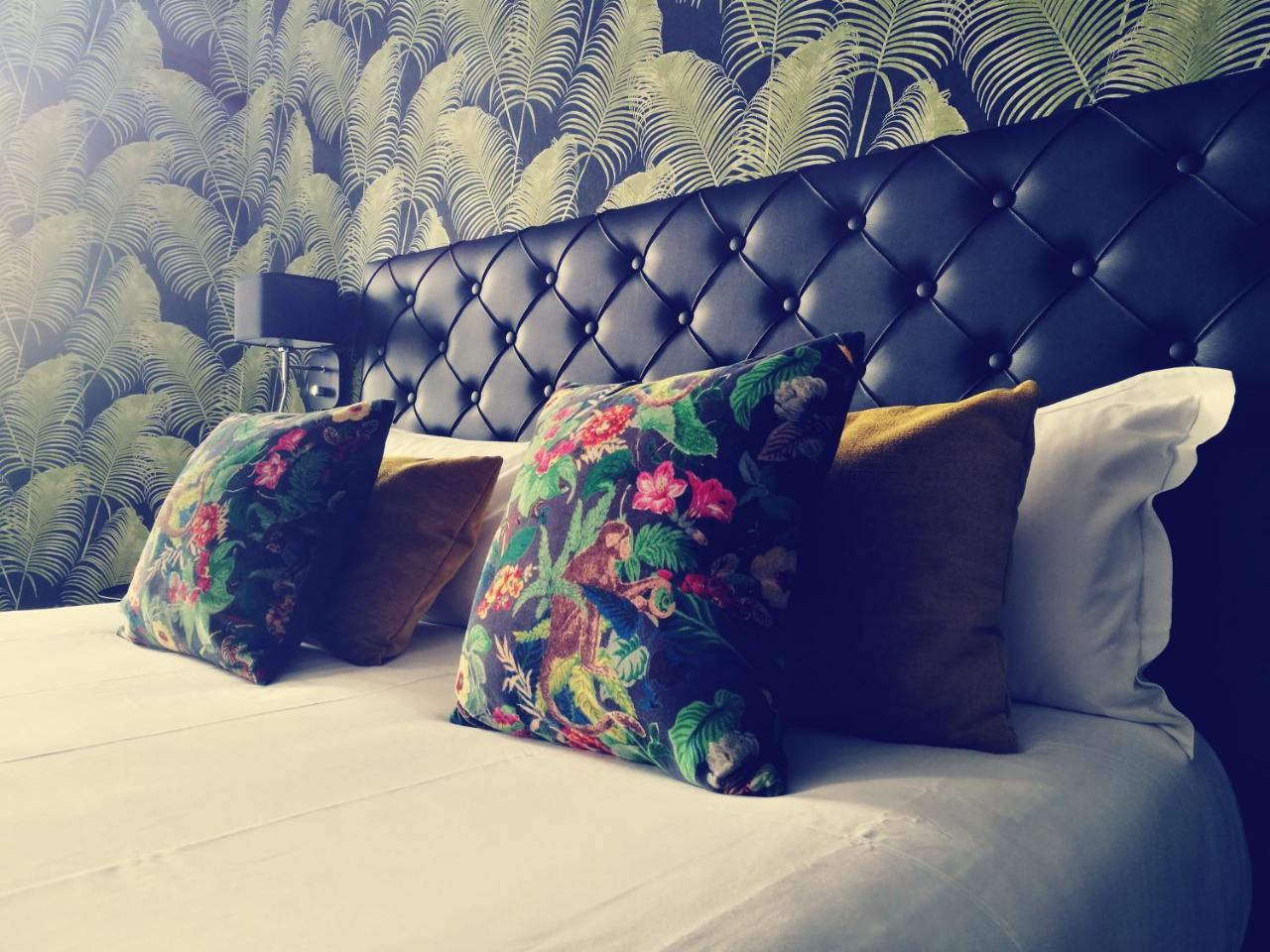 Logis Hotel Lodge La Valette セッソン・セヴィニエ エクステリア 写真